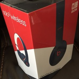 Beats solo 3 wireless headphones
